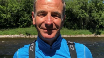 Robson Green on the River Dee