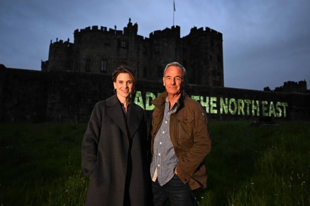Liz White and Robson Green at Alnwick Castle