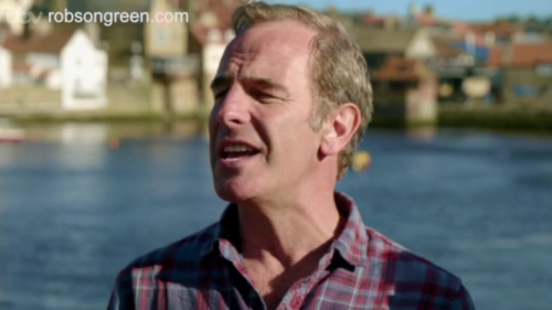 For the Love of Britain S1 E4 - Robson Green sings shanties in Whitby